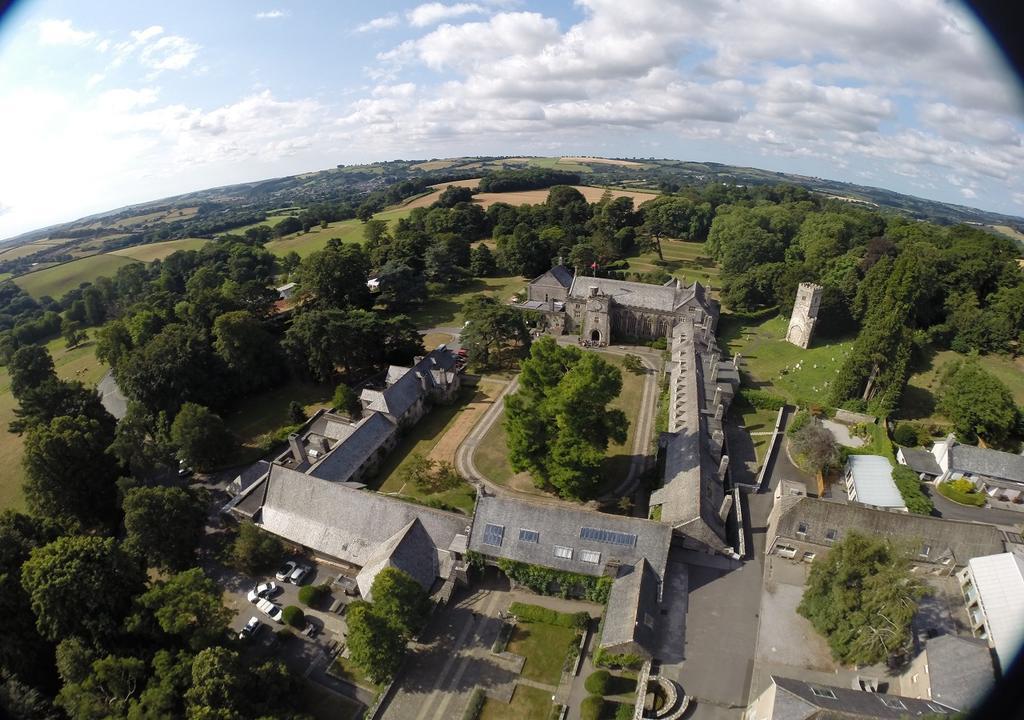 Dartington Hall Totnes Zewnętrze zdjęcie